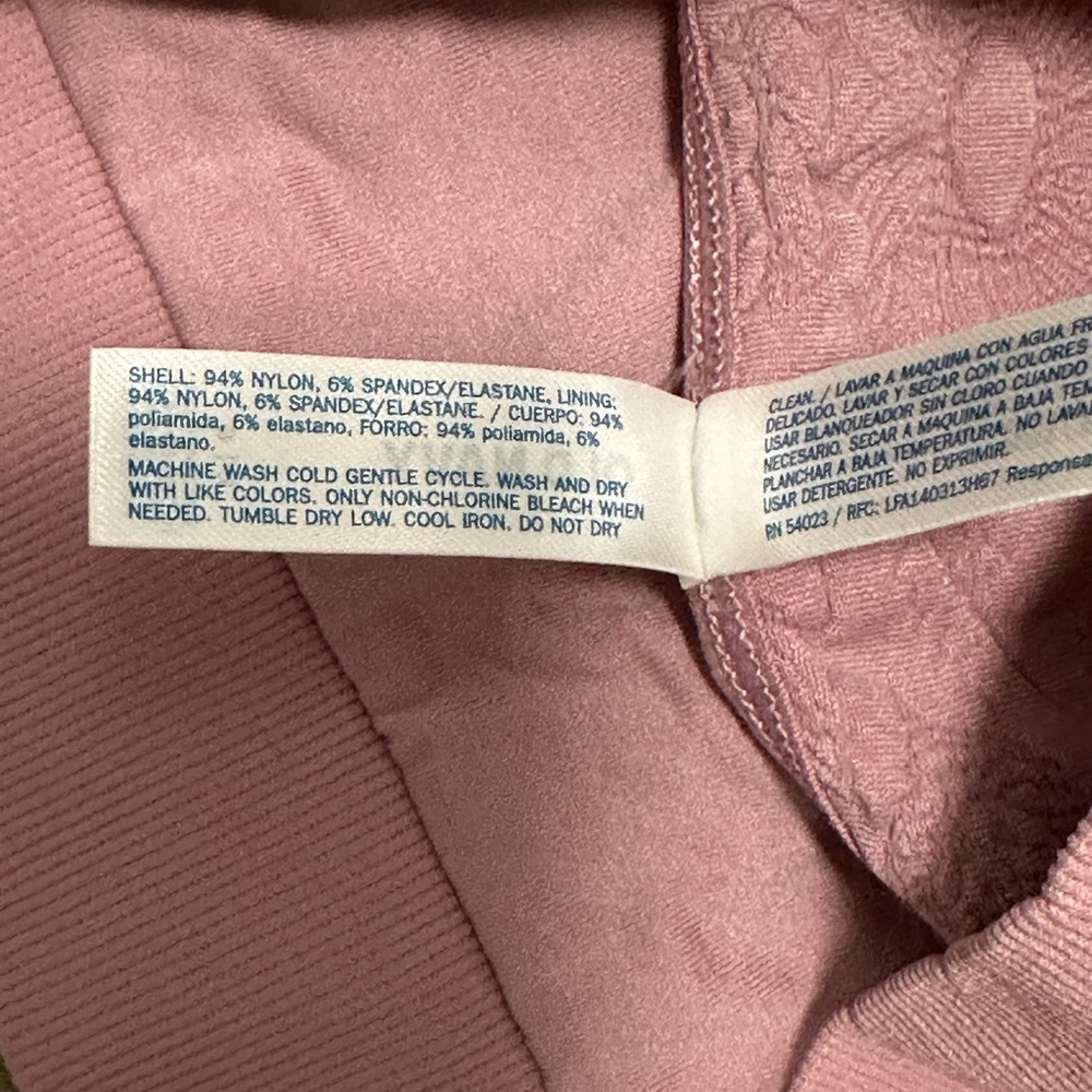 Old Navy Large Bra Bralette Textured Rose Adjustable Straps Wireless Comfortable - Picture 10 of 10